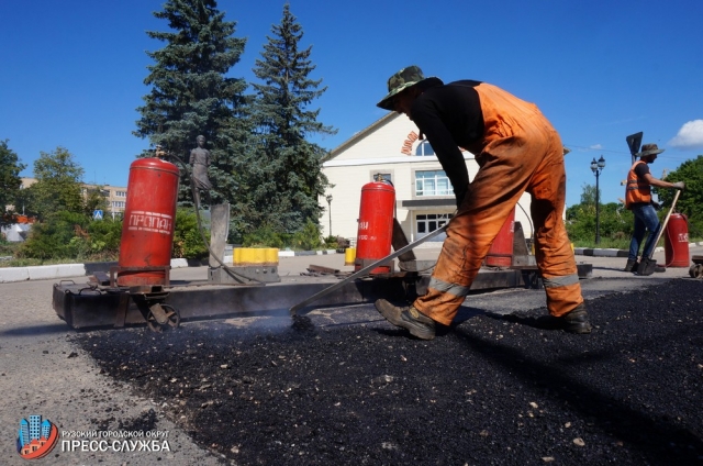 До 15 августа в Московской области планируют устранить все ямы во дворах