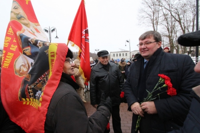 Годовщину контрнаступления отметили в Рузе торжественным митингом