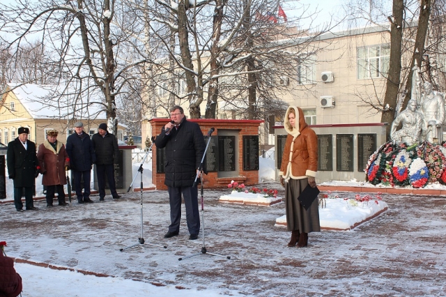 Годовщину освобождения от немецко-фашистских захватчиков отметили в поселке Дорохово