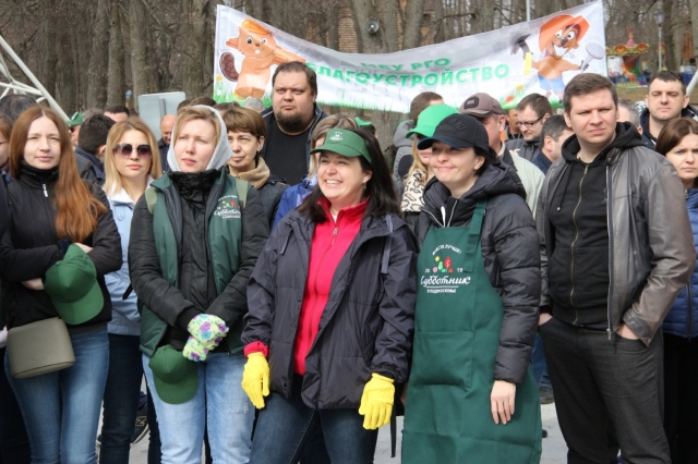 В рузском парке культуры и отдыха «Городок» завершается областной субботник