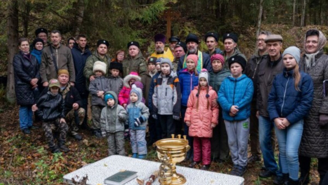 В лесах Подмосковья активно благоустраивают родники