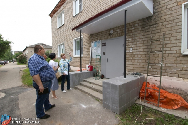 Почти сто подъездов отремонтировали в Рузском округе в рамках областной программы