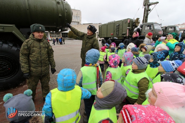 В Рузе проходит выставка современной военной техники 