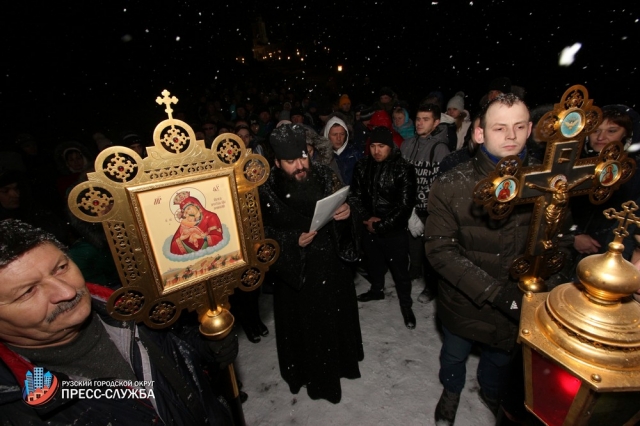 Около 450 человек приняли участие в крещенских купаниях в Рузском городском округе