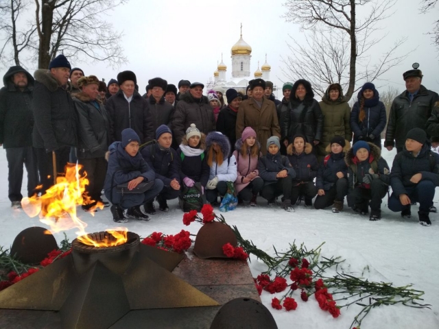 В Рузе прошел митинг в честь 75-летия победы в Сталинградской битве