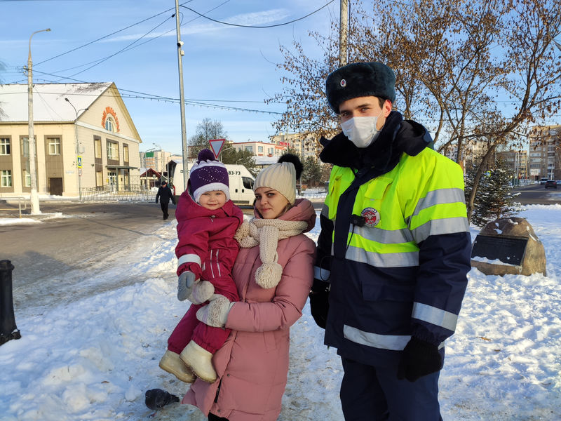 В Рузском округе пешеходам напоминали ПДД