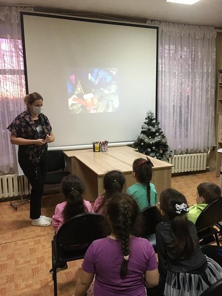 В Никольской библиотеке смотрели 