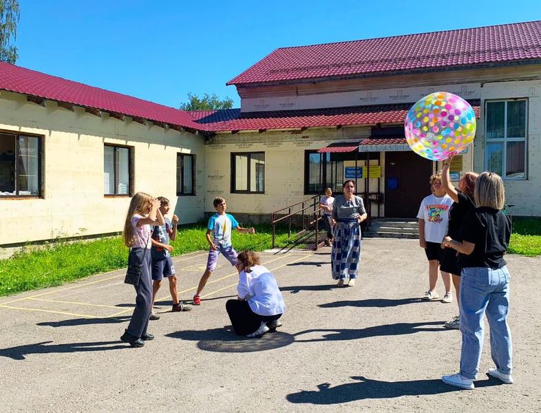 Юные горбовцы играли и веселились