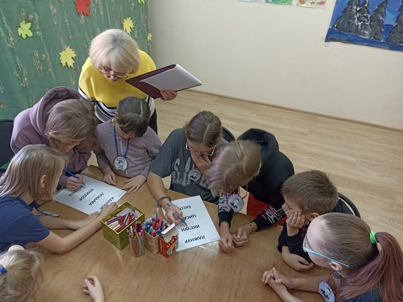 В Лидино соревновались «Знайки» и «Умники»