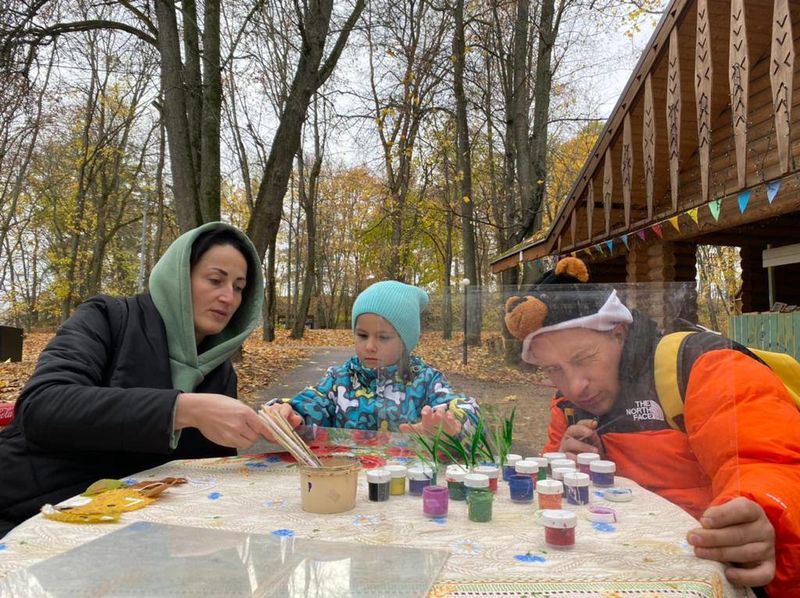 На Городке мастерили лисичек и лосей