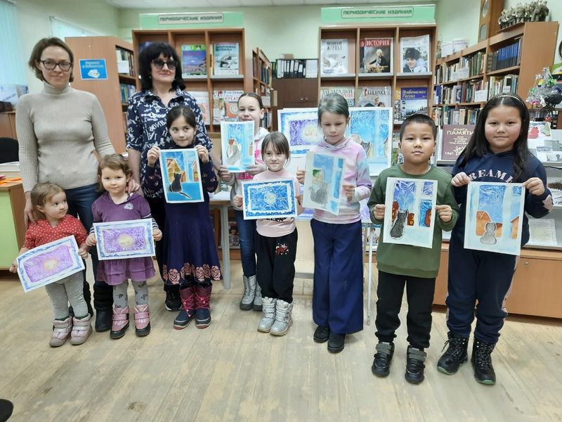  В Тучковской библиотеке рисовали морозные узоры