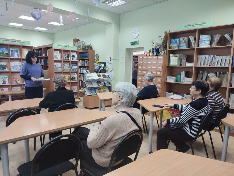 В мастерской великого поэта побывали тучковские пенсионеры 