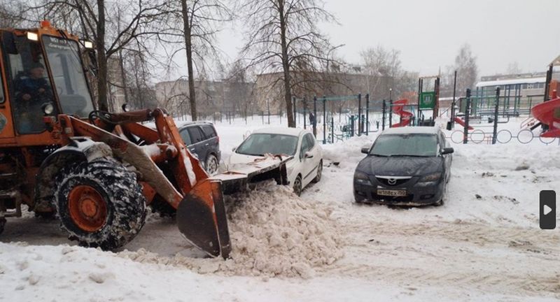 В Рузском округе продолжается уборка снега