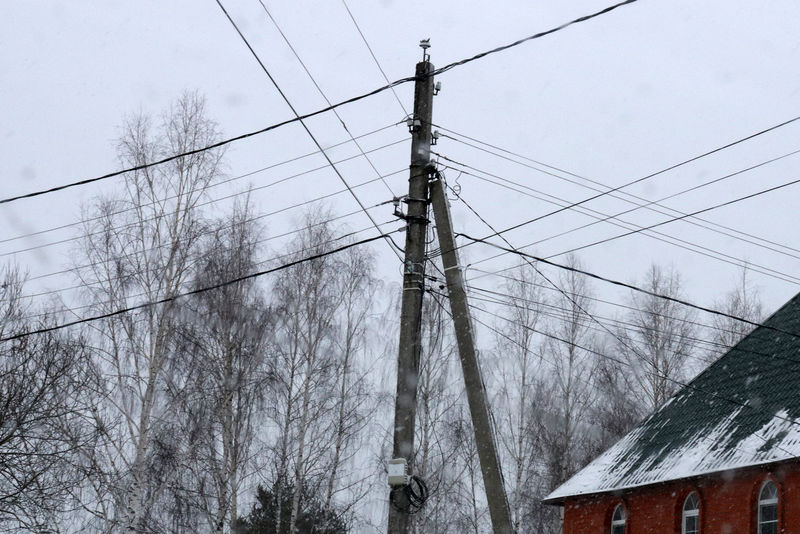 В Рузском округе ремонтируют фонари