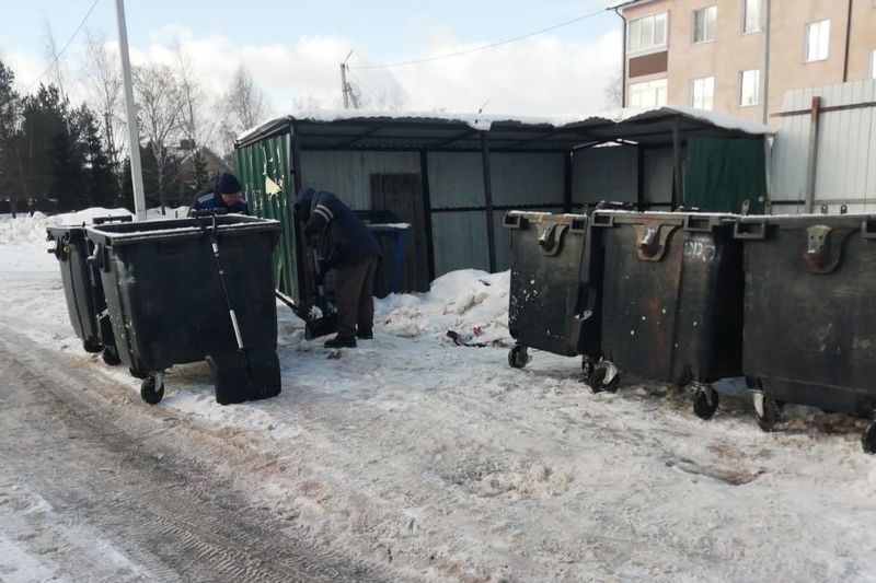 В Рузском округе приводят в порядок контейнерные площадки