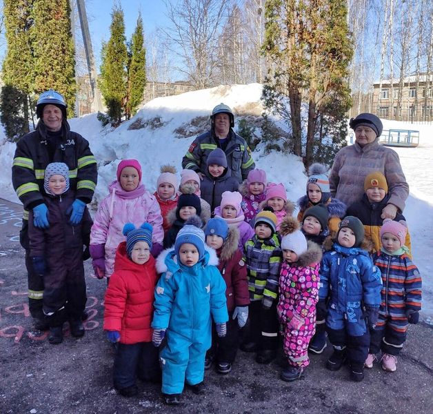 Пожарные и спасатели приняли участие в Едином дне объектовых тренировок 