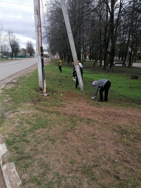 Сотрудники ОУСР наводили чистоту в Рузе 