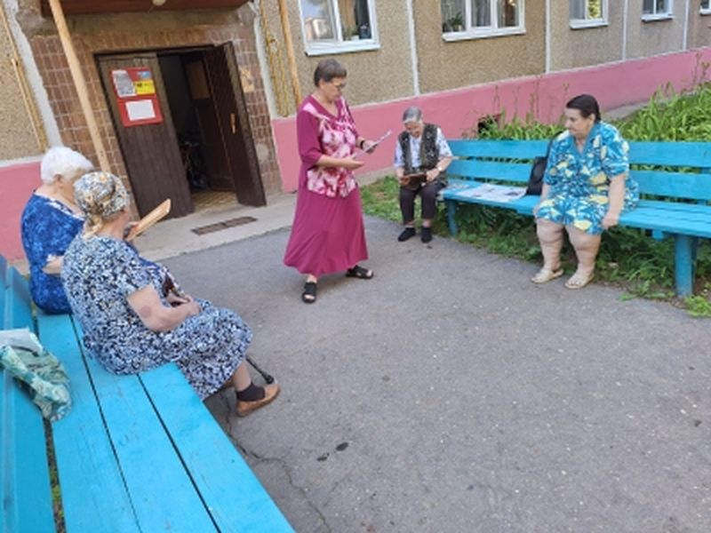 Беляногорским пенсионерам – об апостолах Петре и Павле 