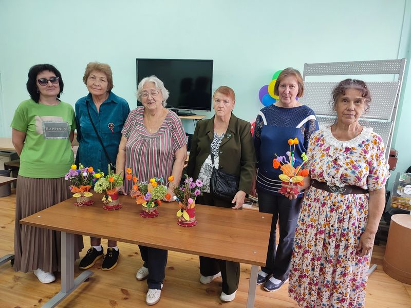 В Тучковской библиотеке делали осеннюю композицию