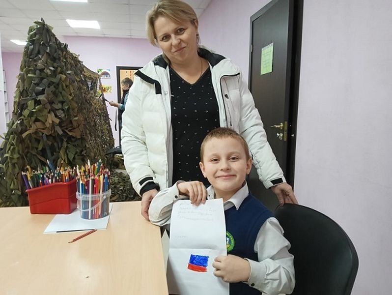 В Воробьёвской библиотеке писали письма участникам специальной военной операции 